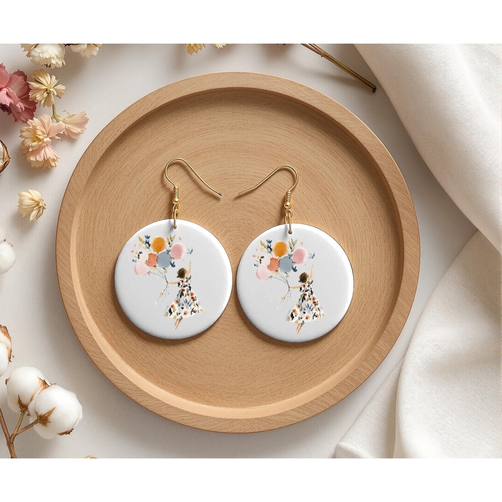 Chic Floral White and Gold Earrings